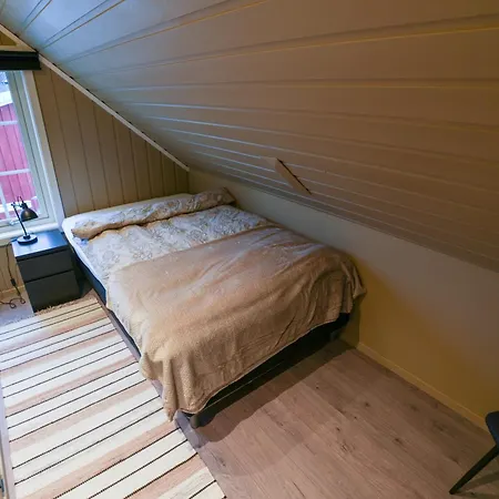 Seaside Retreat Near The Atlantic Ocean Road *