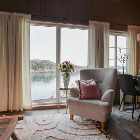 Lägenhet Seaside Retreat Near The Atlantic Ocean Road AVEROY
